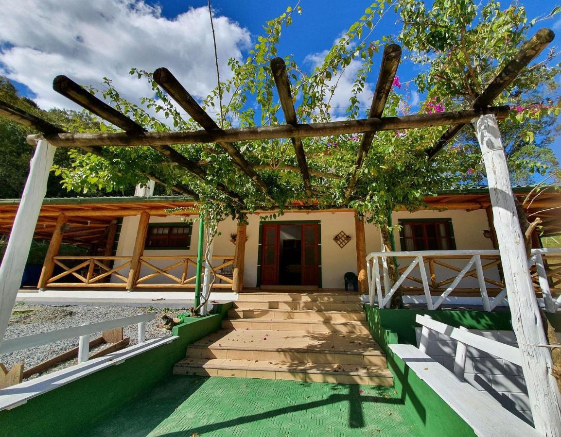 Sitio Pedacinho Do Ceu Na Serra Catarinense Rancho Queimado Exterior photo